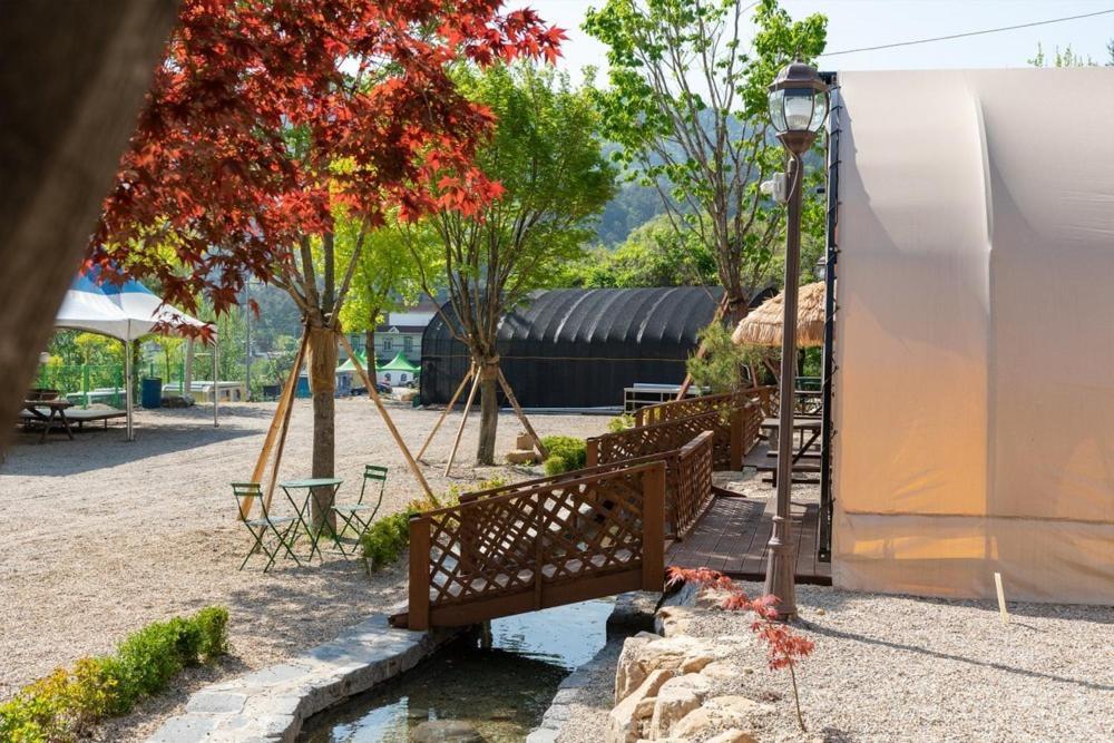 Inje Naerincheon Glamping Hotel Exterior photo